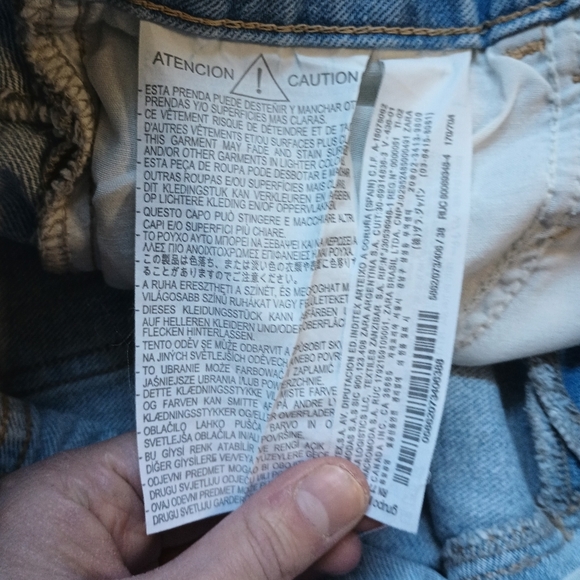 Zara High Rise Baggy Jeans Size 6 Button Fly Light Wash Raw Hem Destroyed - Picture 10 of 14